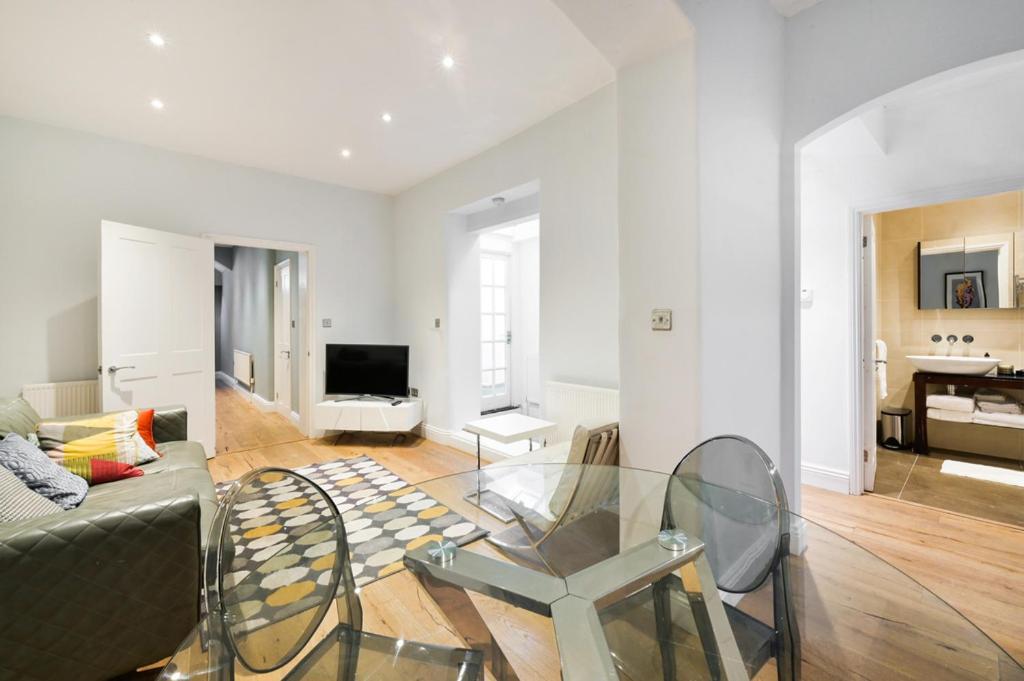 Cozy Hideaway In South Ken! Londres Exterior foto